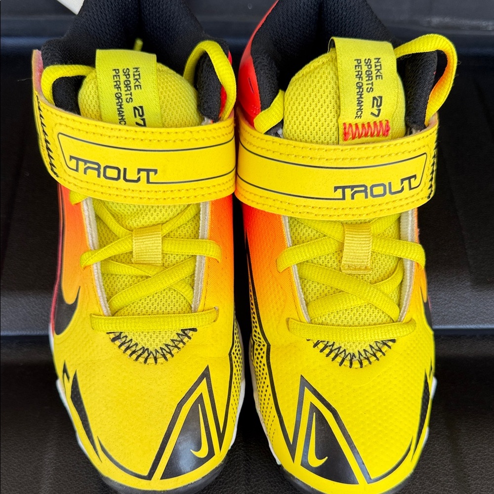 Nike Kids Yellow and Orange Football/Baseball Cleats